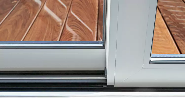 Patio Door Jammed Shut in Dania Beach, FL