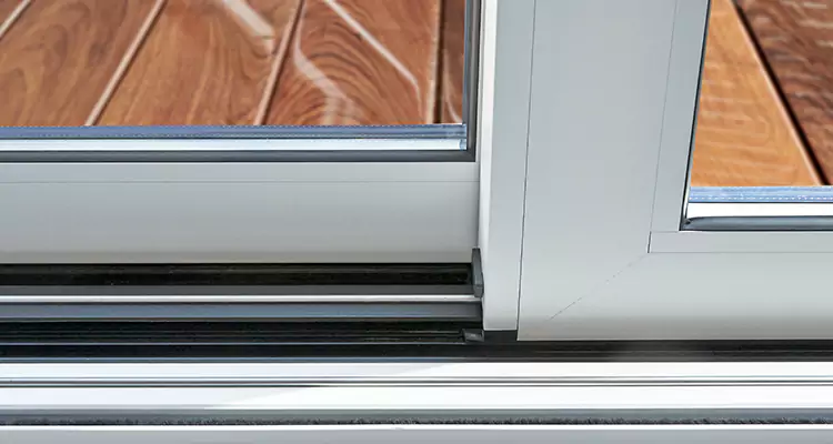 Patio Doors Leaking Water Issue Repair Services in Dania Beach, FL