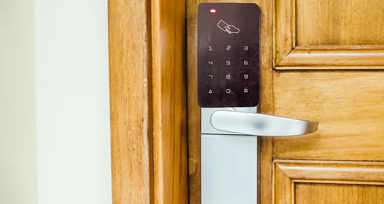 Keyless Hotel Door Locks Repair in Dania Beach, FL