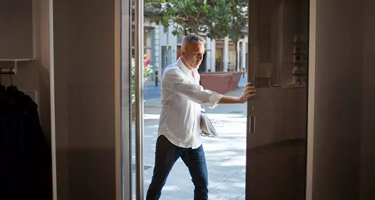 Track Cleaning and Repair for Stuck Doors in Dania Beach, FL
