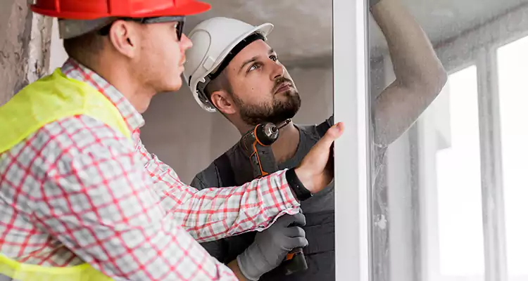 Sliding Patio Door Sticking? Expert Repair in Dania Beach, FL.